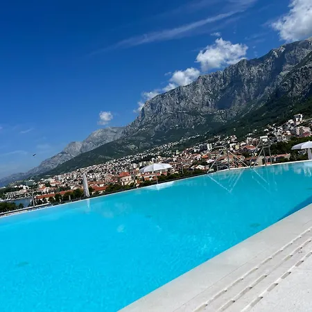 Amfora-modern With Pool *
