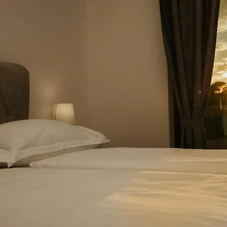 Amfora-modern With Pool Apartamento Makarska