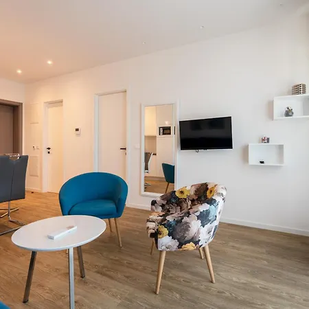 Amfora-modern With Pool Apartamento Makarska