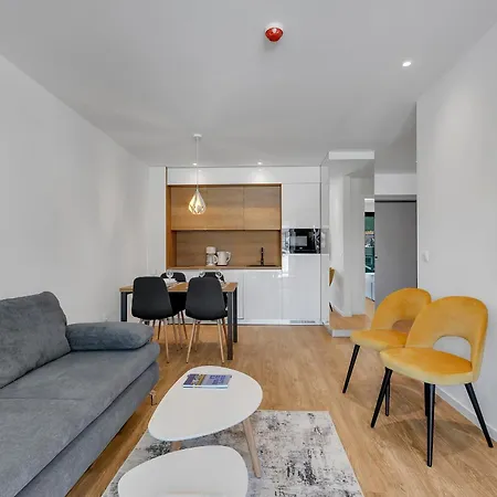 Amfora-modern With Pool Apartamento